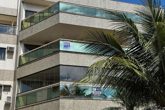 Plaquinha Quinto Andar de apartamento à venda com 4 quartos, 141m² em Recreio dos Bandeirantes, Rio de Janeiro