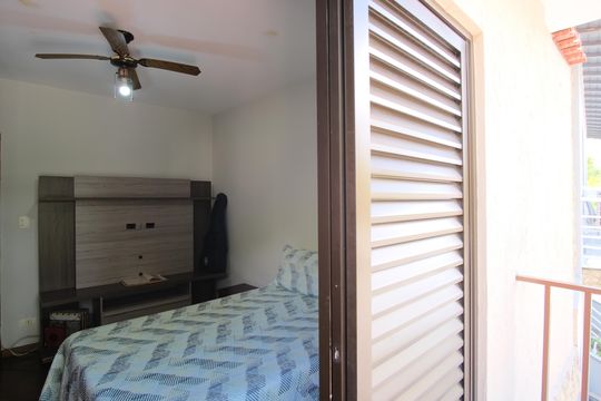 Varanda do Quarto 2 de casa à venda com 4 quartos, 252m² em Jardim Textil, São Paulo