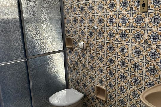 Banheiro de casa à venda com 3 quartos, 220m² em Jardim do Lago, Campinas