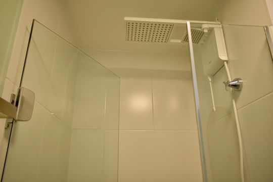Banheiro de apartamento para alugar com 1 quarto, 37m² em Vila Clementino, São Paulo