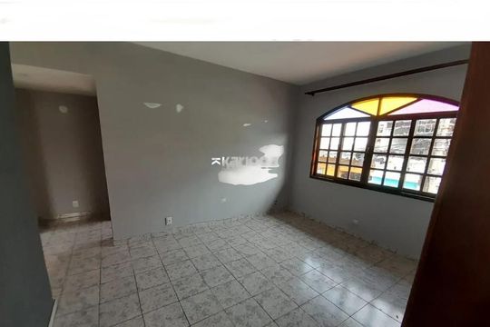 Casa de Condomínio à venda com 5 quartos, 280m² em Taquara, Rio de Janeiro