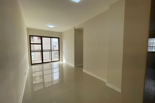 Apartamento à venda com 3 quartos, 66m² em Cachambi, Rio de Janeiro