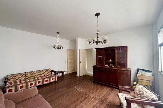 Sala de apartamento à venda com 3 quartos, 90m² em Leblon, Rio de Janeiro