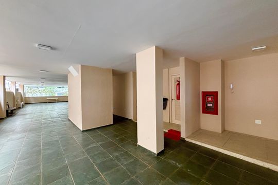 Área comum de apartamento à venda com 3 quartos, 90m² em Leblon, Rio de Janeiro
