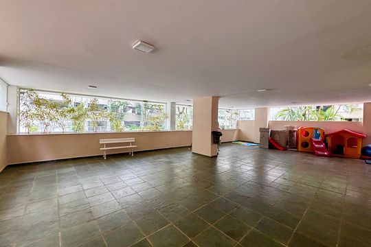 Área comum de apartamento à venda com 3 quartos, 90m² em Leblon, Rio de Janeiro