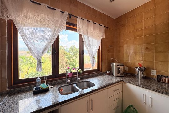 Cozinha de casa de condomínio à venda com 4 quartos, 4000m² em Malota, Jundiaí