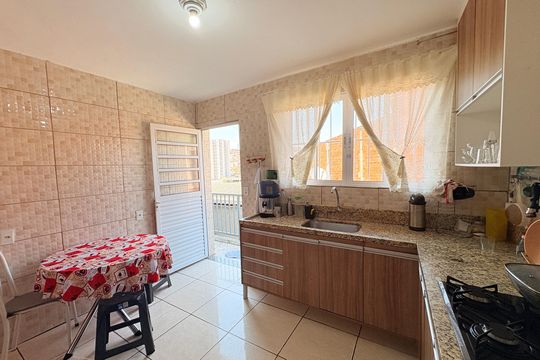 Casa à venda com 3 quartos, 300m² em Vila Tupi, Várzea Paulista