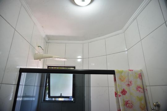 Banheiro da Suíte de apartamento à venda com 3 quartos, 109m² em Vila Camilópolis, Santo André