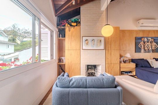 Quarto 1 de casa de condomínio para alugar com 3 quartos, 324m² em Três Figueiras, Porto Alegre