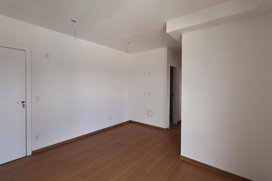 Sala de apartamento à venda com 2 quartos, 54m² em Utinga, Santo André