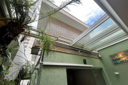 Área gourmet teto aberto de casa à venda com 2 quartos, 162m² em Vila Aurora (zona Norte), São Paulo