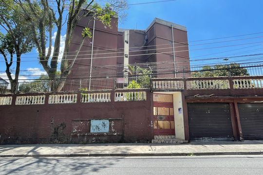 Fachada de apartamento para alugar com 1 quarto, 40m² em Conjunto Residencial José Bonifácio, São Paulo