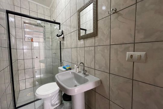 Banheiro Social de casa à venda com 3 quartos, 92m² em Vila Sao Domingos, São Paulo