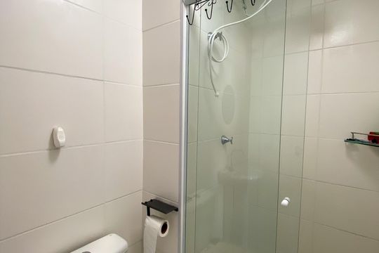Banheiro da Suíte de apartamento para alugar com 1 quarto, 45m² em Jardim Mirante, São Paulo