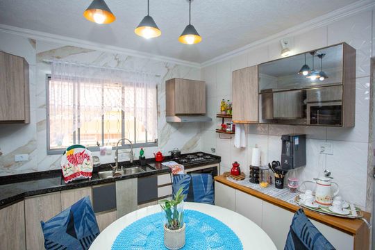 Cozinha Casa 1 de casa à venda com 4 quartos, 250m² em Piraporinha, Diadema