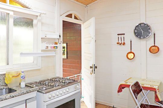 Cozinha de casa de condomínio para alugar com 3 quartos, 840m² em Condomínio Estância Marambaia, Vinhedo