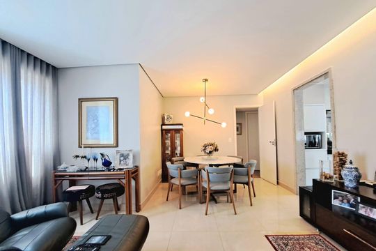 Apartamento à venda com 2 quartos, 68m² em Sion, Belo Horizonte