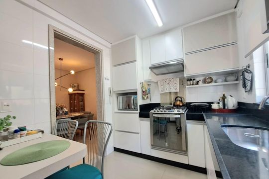 Apartamento à venda com 2 quartos, 68m² em Sion, Belo Horizonte