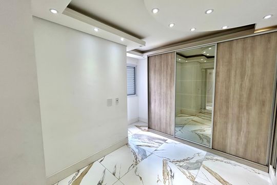 Suíte de apartamento para alugar com 2 quartos, 58m² em Jardim Flor da Montanha, Guarulhos