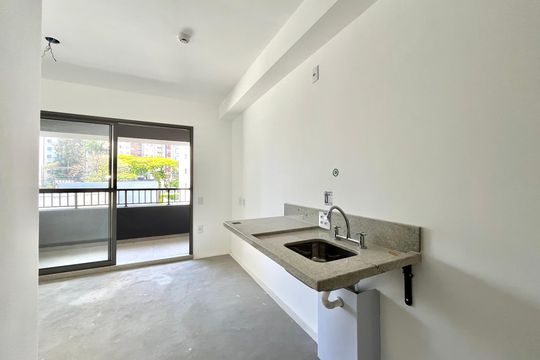 Cozinha de kitnet/studio à venda com 1 quarto, 29m² em Vila Santa Catarina, São Paulo