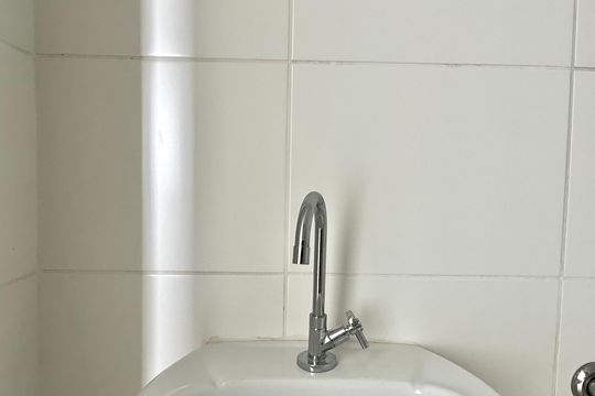 Banheiro de kitnet/studio à venda com 1 quarto, 29m² em Vila Santa Catarina, São Paulo