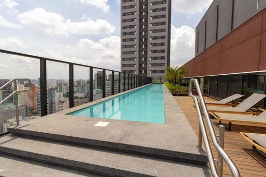 Piscina de kitnet/studio para alugar com 1 quarto, 27m² em Pompeia, São Paulo