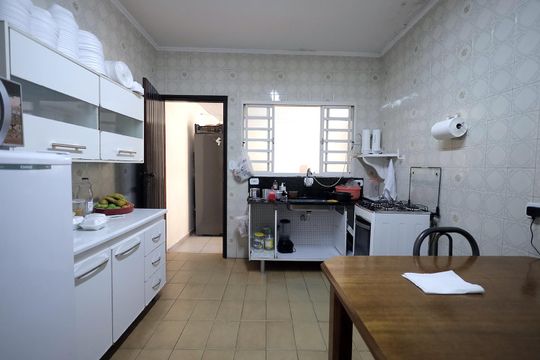 Casa à venda com 4 quartos, 248m² em Vila Curuçá, Santo André