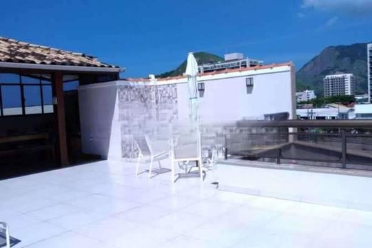 Apartamento à venda com 2 quartos, 200m² em Recreio dos Bandeirantes, Rio de Janeiro