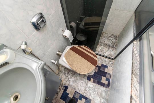 Banheiro da Suíte de casa de condomínio à venda com 3 quartos, 227m² em Irajá, Rio de Janeiro