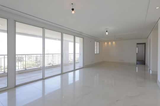 Sala de apartamento para alugar com 3 quartos, 121m² em Jardim Monte Kemel, São Paulo