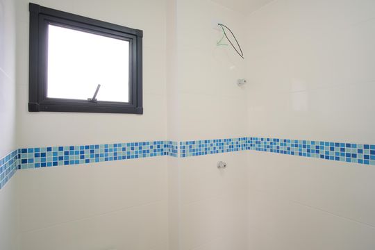 Banheiro de apartamento à venda com 2 quartos, 52m² em Chácara Califórnia, São Paulo