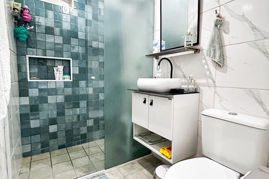 Banheiro Social de casa à venda com 4 quartos, 196m² em Chácara Flora, São Paulo