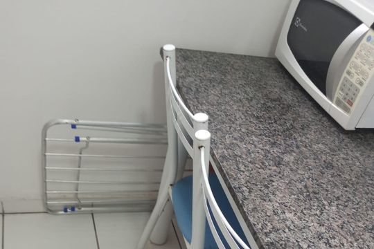 Cozinha  de apartamento à venda com 1 quarto, 40m² em Loteamento Parque São Martinho, Campinas
