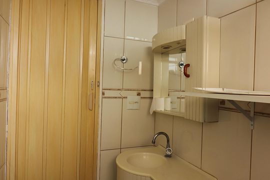 Banheiro Social de apartamento para alugar com 2 quartos, 50m² em Santa Terezinha, São Bernardo do Campo
