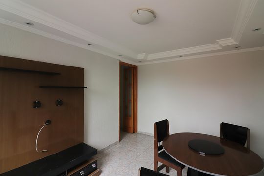 Sala  de apartamento para alugar com 2 quartos, 50m² em Santa Terezinha, São Bernardo do Campo