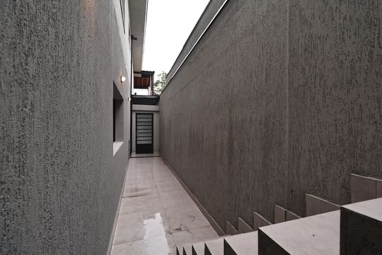 Corredor de casa à venda com 5 quartos, 280m² em Jardim Ocara, Santo André