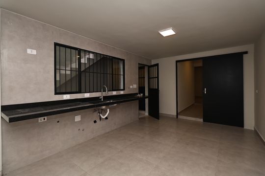 Cozinha de casa à venda com 5 quartos, 280m² em Jardim Ocara, Santo André