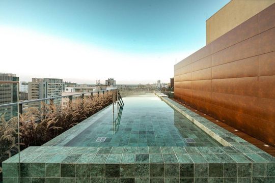 Área comum - Piscina de apartamento para alugar com 1 quarto, 24m² em Auxiliadora, Porto Alegre