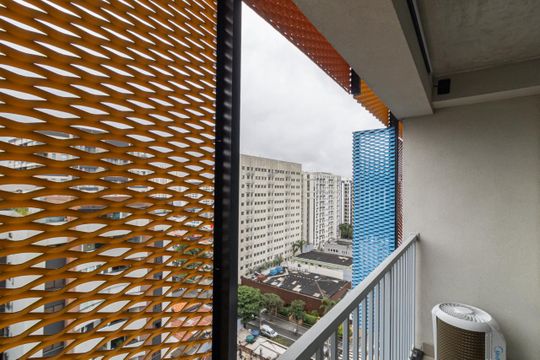 Varanda de kitnet/studio para alugar com 1 quarto, 22m² em Indianópolis, São Paulo