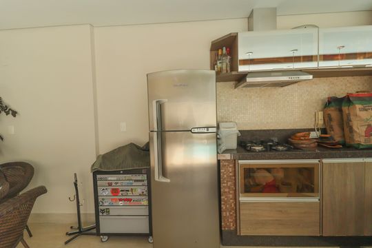 Casa de Condomínio à venda com 4 quartos, 200m² em Medeiros, Jundiaí