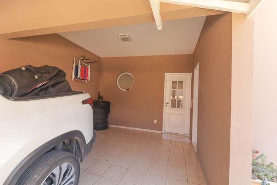 Casa de Condomínio à venda com 4 quartos, 200m² em Medeiros, Jundiaí