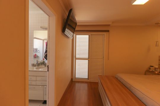 Casa de Condomínio à venda com 4 quartos, 200m² em Medeiros, Jundiaí