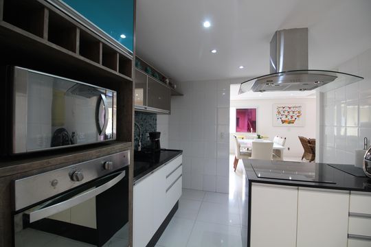 Cozinha de casa de condomínio à venda com 4 quartos, 166m² em Freguesia (jacarepaguá), Rio de Janeiro