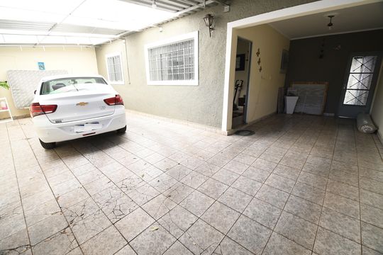 Garagem de casa à venda com 3 quartos, 169m² em Jardim São Gonçalo, Campinas