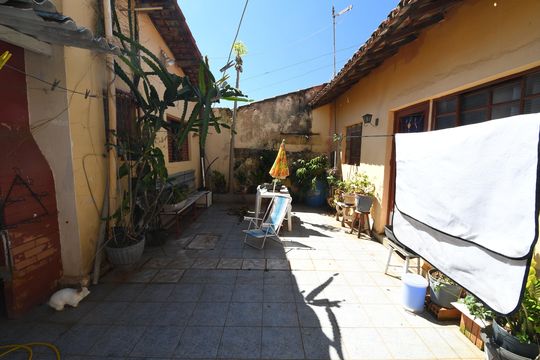 Quintal de casa à venda com 3 quartos, 169m² em Jardim São Gonçalo, Campinas