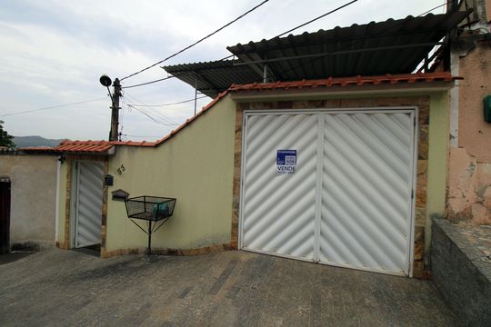 fachada da casa de casa à venda com 4 quartos, 400m² em Vista Alegre, Rio de Janeiro