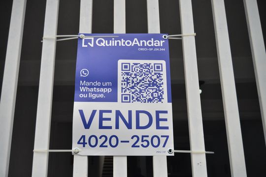 Casa à venda com 3 quartos, 160m² em Jardim Marek, Santo André