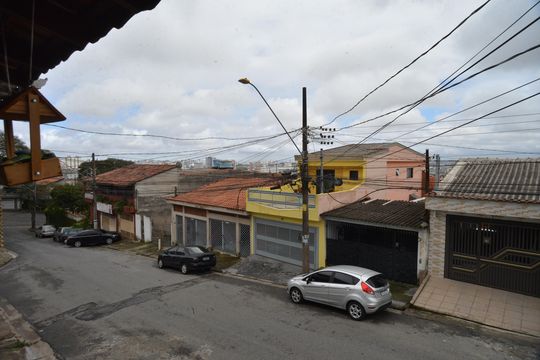 Casa à venda com 3 quartos, 160m² em Jardim Marek, Santo André