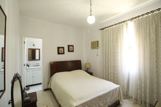 Suíte de apartamento para alugar com 3 quartos, 100m² em Taquara, Rio de Janeiro