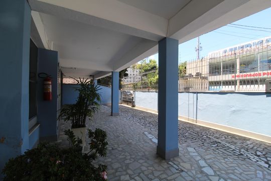 Área comum de apartamento para alugar com 3 quartos, 100m² em Taquara, Rio de Janeiro